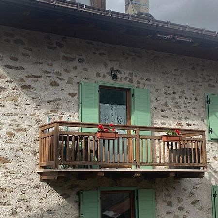 Appartamento Vacanze Chantal ペーイオ エクステリア 写真